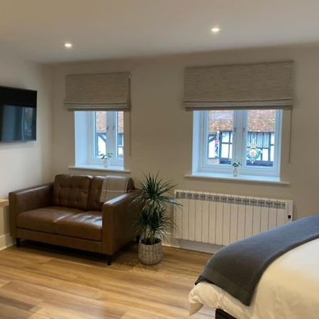 New Modern Studio Apartment Near To City Centre Солсбъри Екстериор снимка